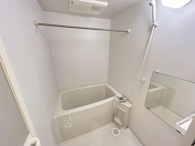 バス・シャワールーム　同マンション別部屋