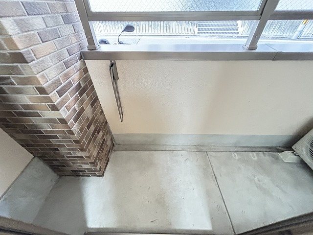 バルコニー　同マンション別部屋