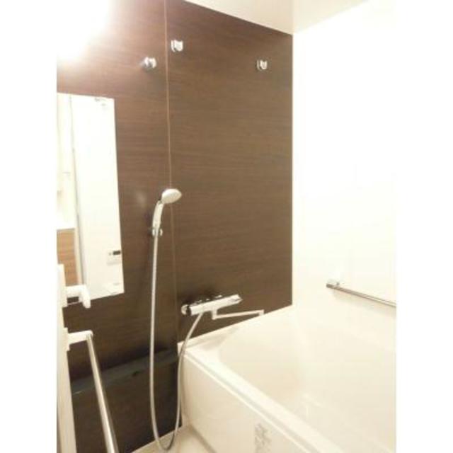 バス・シャワールーム　※写真は同タイプ住戸です。