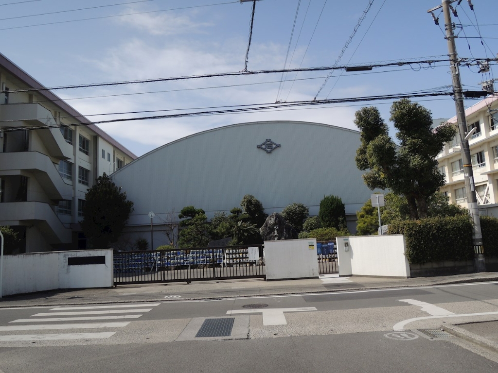 小学校　石井小学校（小学校）まで492m