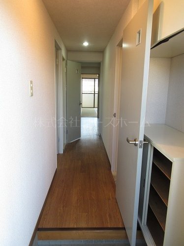 玄関　※別号室参考写真