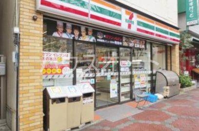 コンビニ　セブンイレブン亀戸3丁目店（コンビニ）まで317m