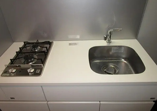 キッチン　別部屋の写真を使用しております。