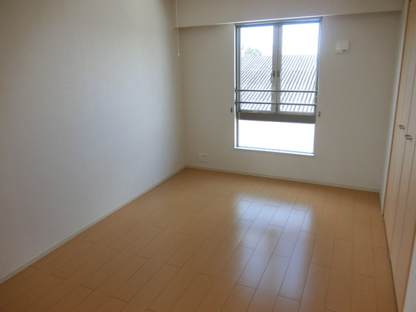 その他部屋・スペース　明るい洋室！