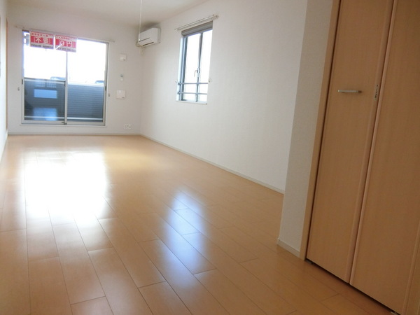 居室・リビング　広々リビング！