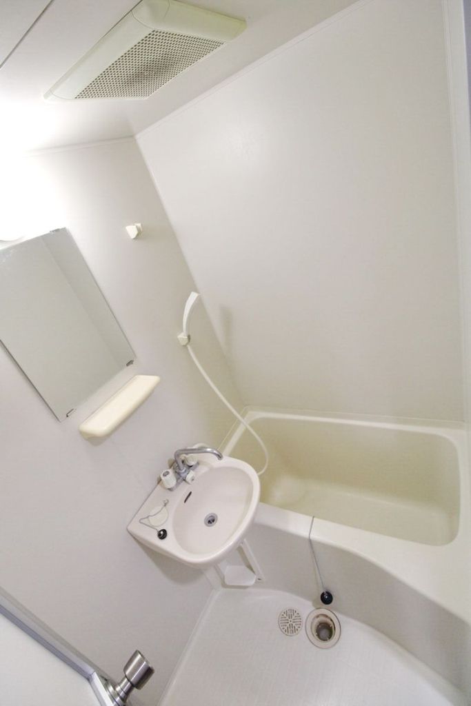 バス・シャワールーム　バス