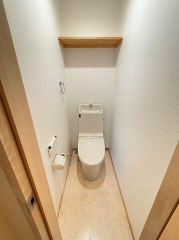 トイレ　※別部屋参考画像です。