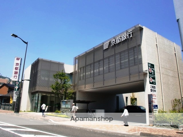 銀行　京都銀行生駒支店（銀行）まで494m