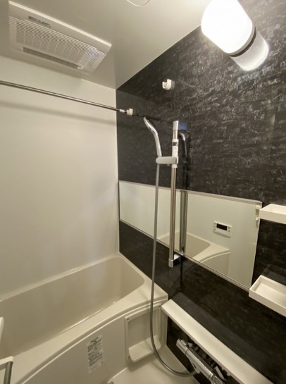 バス・シャワールーム　風呂