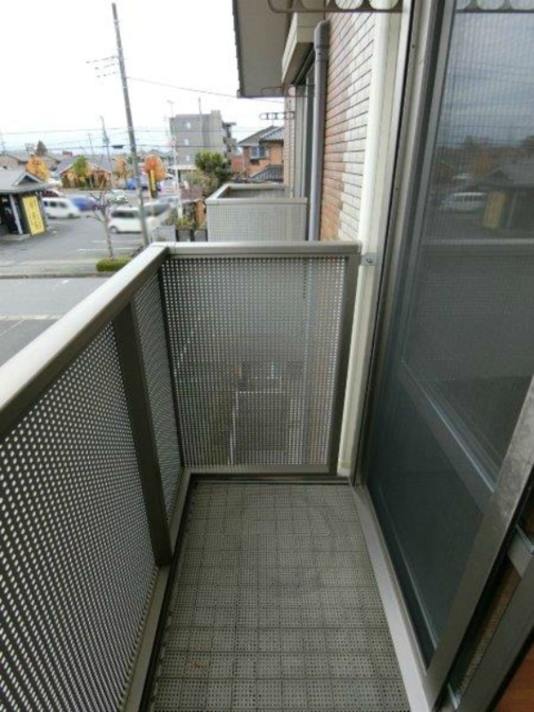 バルコニー　図面と現状に相違がある場合には現状を優先