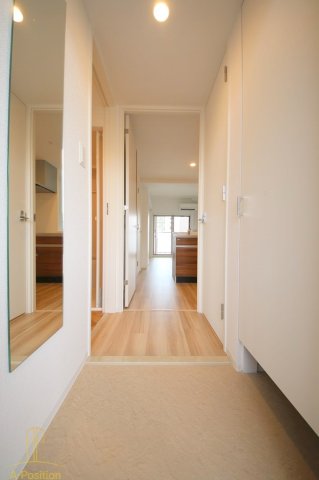 玄関　セレニテ天六リアン