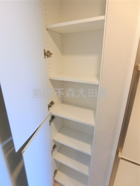 収納　洗面所棚収納