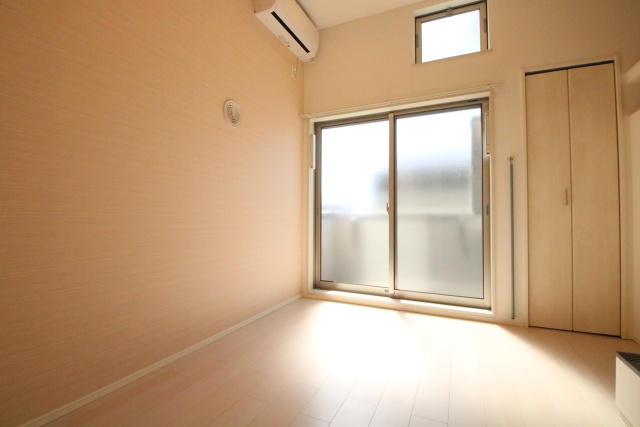 居室・リビング　※別室の参考写真の為、現況優先です。