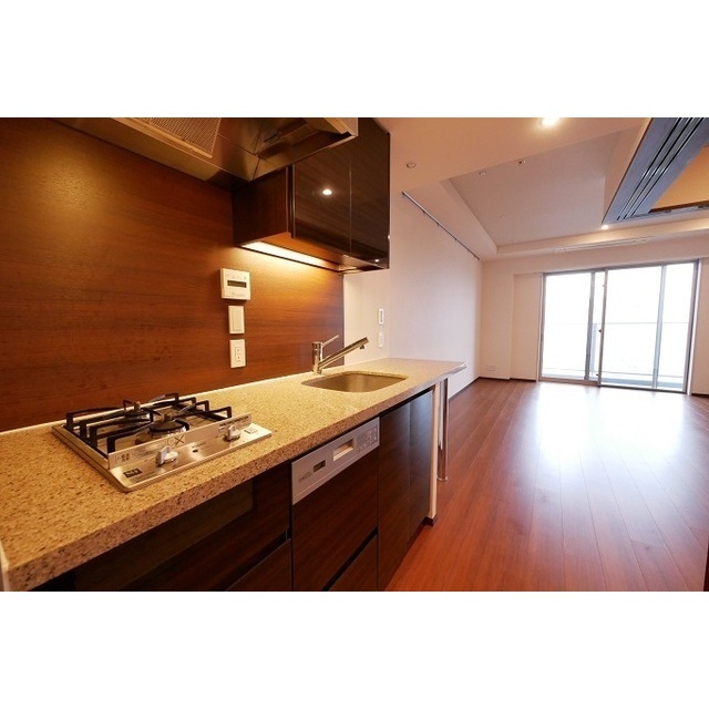 居室・リビング　内観