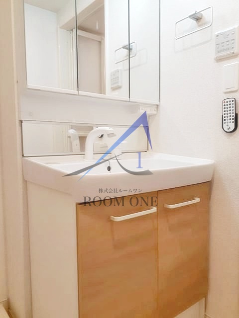 洗面設備　洗面台です。