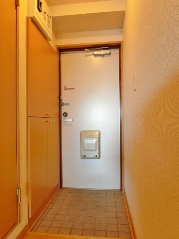 玄関　図面と現状に相違がある場合には現状を優先