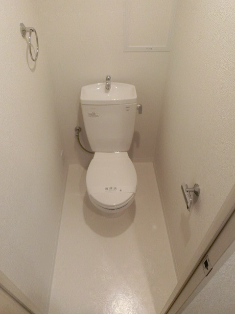 トイレ　朝は込みあいますよ。。居心地よくてもこもりすぎ注意です。