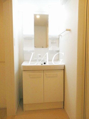 洗面設備　洗面台です。