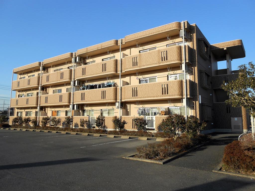 建物外観　ファミリ―向けの3DK！南向きで日当たり良好です！