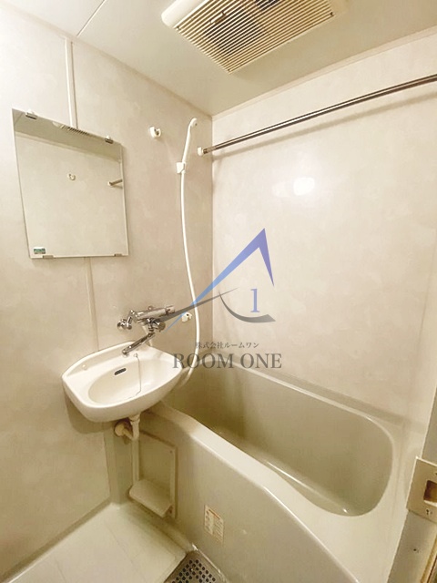 バス・シャワールーム　お風呂です。