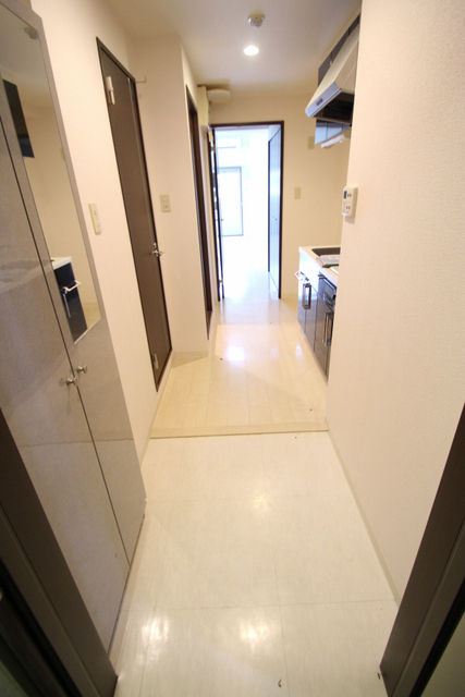 玄関　※別室の参考写真です