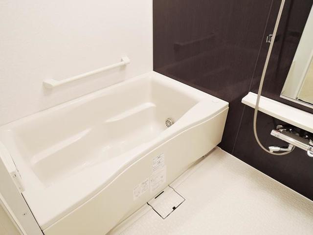 バス・シャワールーム　※写真は同タイプ住戸です。