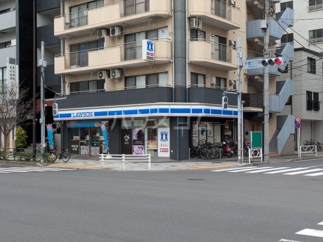 コンビニ　ローソン Ｈ墨田千歳三丁目店（コンビニ）まで708m