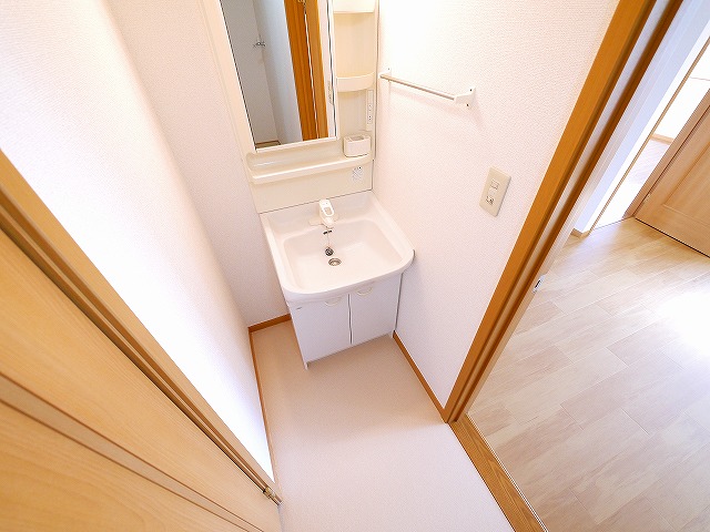 洗面設備　忙しい朝には欠かせない洗面所です