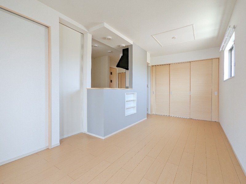 居室・リビング　図面と現状に相違がある場合には現状を優先