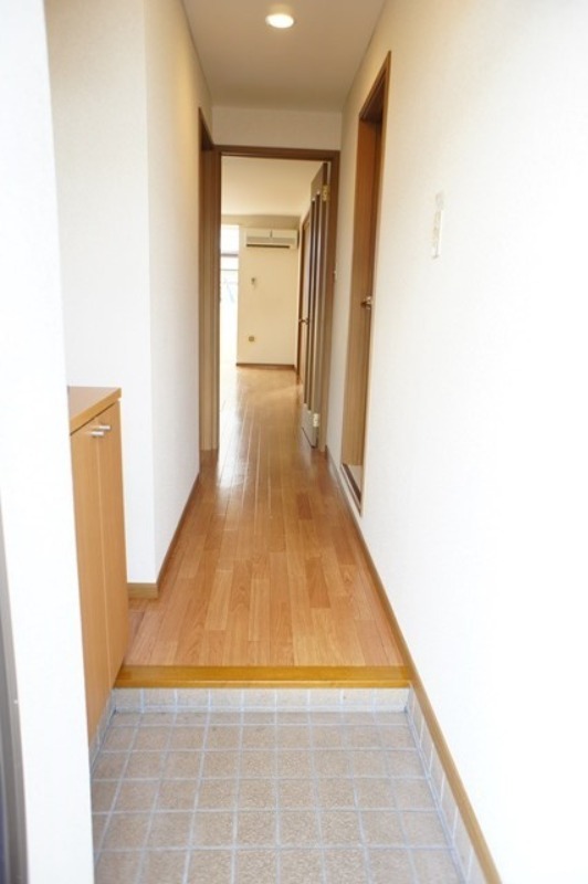 玄関　図面と現状に相違がある場合には現状を優先