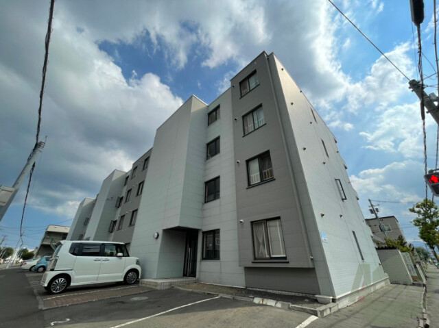 建物外観　札幌市北区北２６条西「ハーベスト２６」