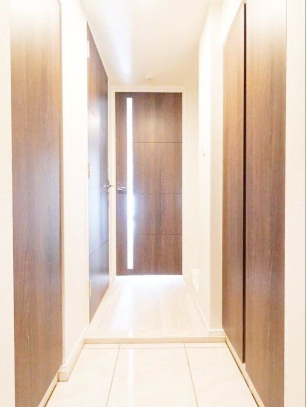 玄関　※同じタイプ別号室参考写真 　現状優先