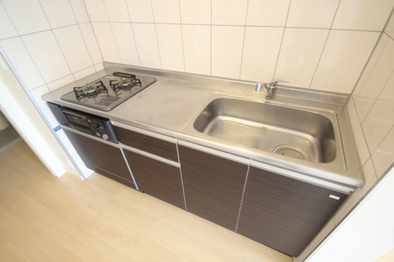 キッチン　※別部屋の写真です