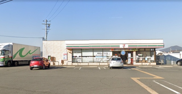 コンビニ　セブンイレブン　加西北条東高室店（コンビニ）まで1932m
