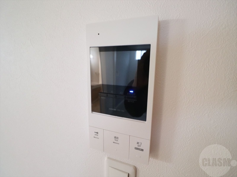 セキュリティ　モニター付きインターホン