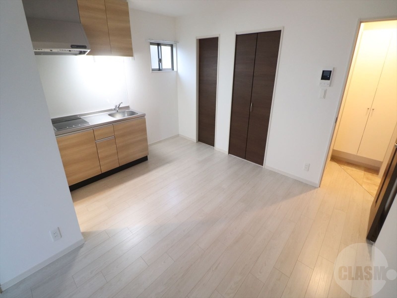 居室・リビング　８．５帖のリビングルーム