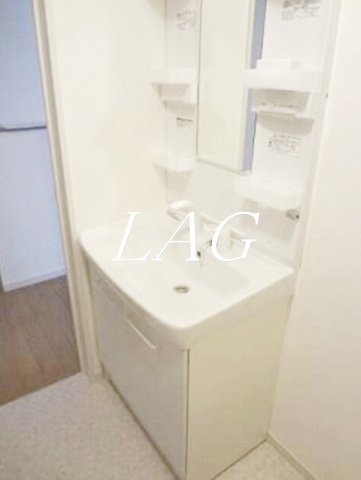 洗面設備　洗面台です。