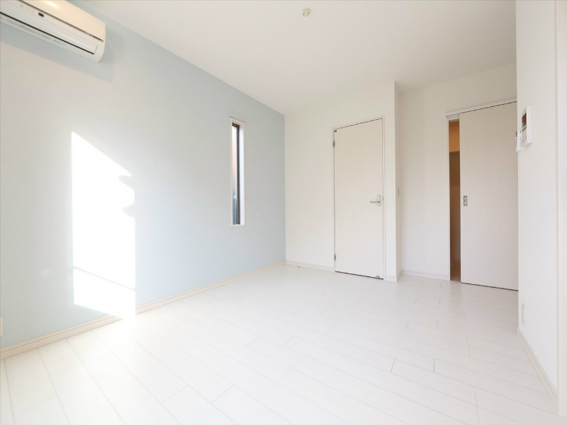 居室・リビング　ＬＤＫ9.5帖　洋室3帖　モデルルームイメージ画像