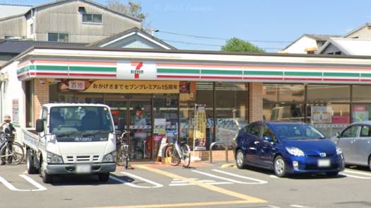 コンビニ　セブンイレブン 大阪中川5丁目店（コンビニ）まで297m