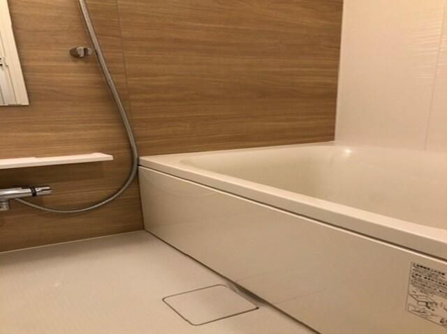 バス・シャワールーム　お風呂で日々の疲れを落としましょう