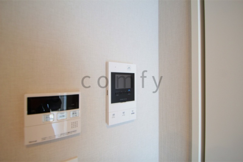 セキュリティ　モニター付きインターホン