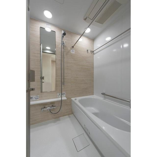 バス・シャワールーム　※写真は同タイプ住戸です。