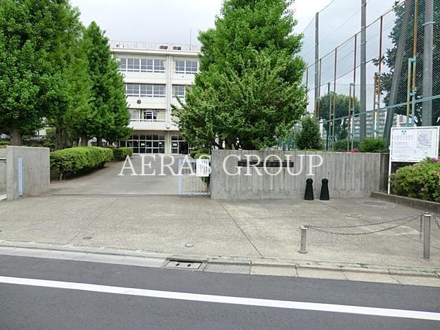 中学校　狛江市立狛江第四中学校（中学校）まで543m