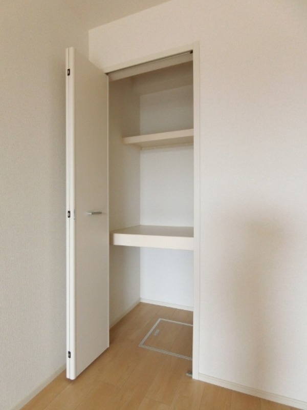 収納　図面と現状に相違がある場合には現状を優先