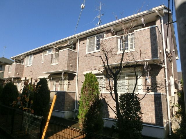 建物外観　２００５年３月築のアパートです。