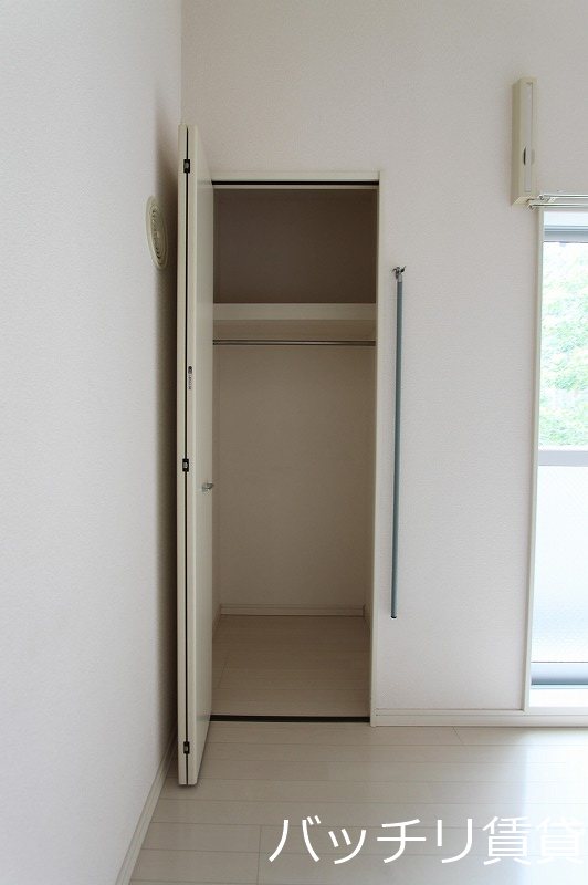 収納　同型タイプの為、現状を優先致します。