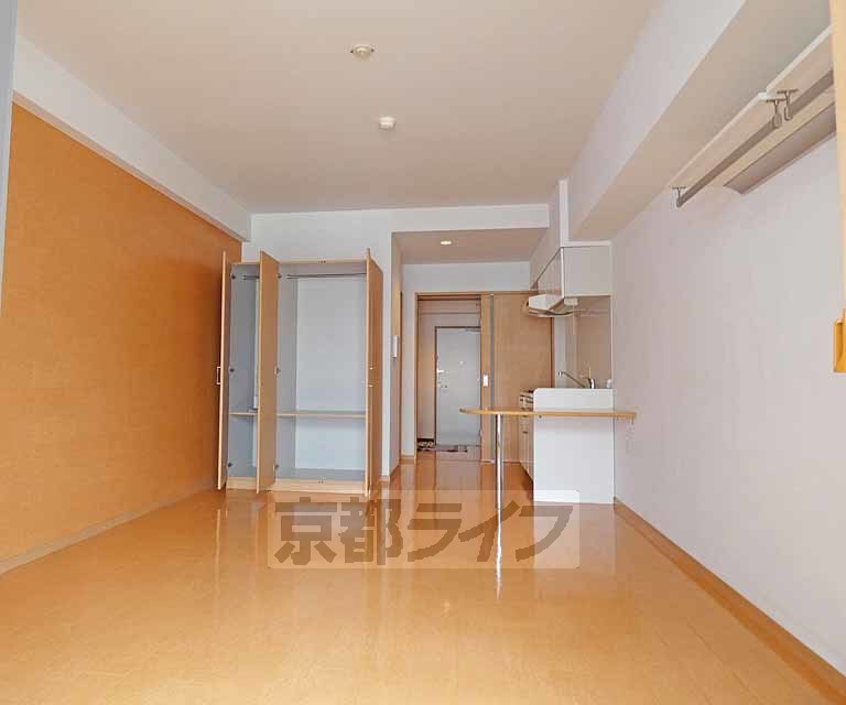 居室・リビング　広々としたお部屋です！