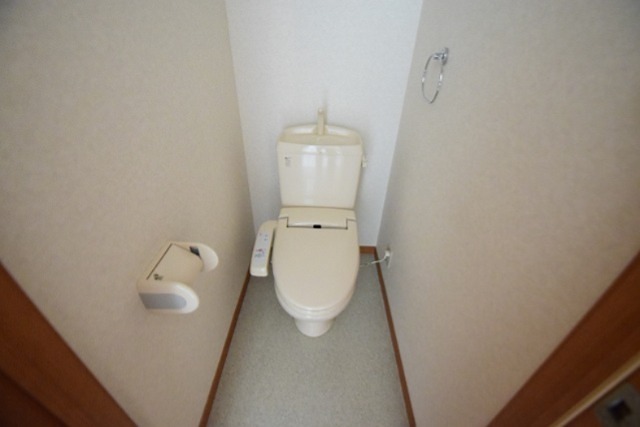 トイレ　別部屋参考写真