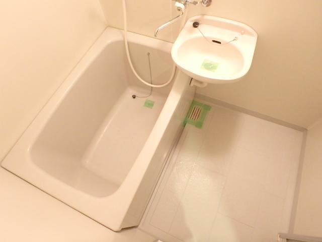 バス・シャワールーム　浴室