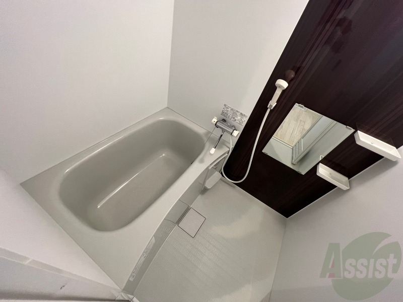 バス・シャワールーム　お風呂です。ゆっくりお風呂につかるのも体に良いですね～